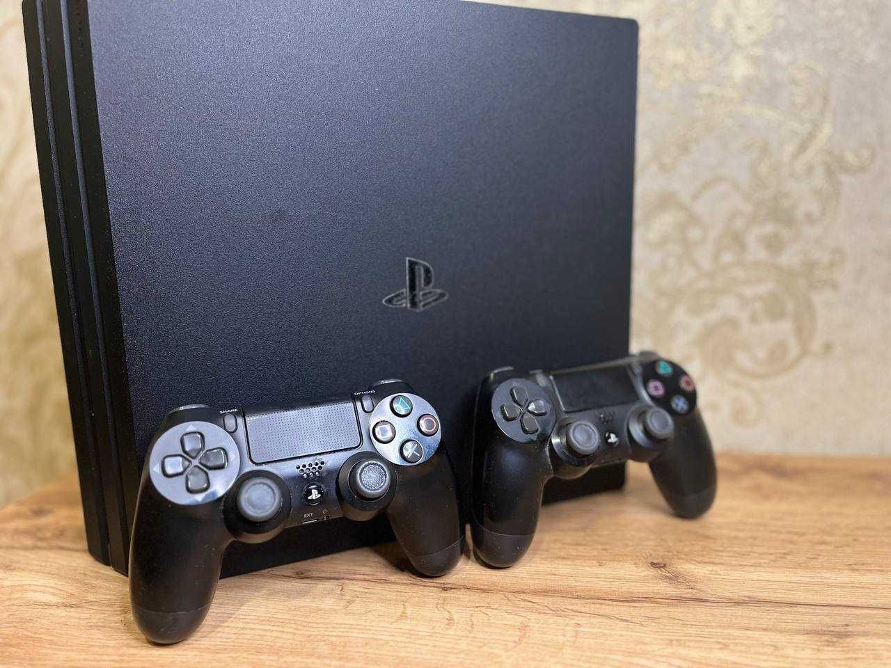 Ігрова приставака playstation 4 1TB + 2 джойстика