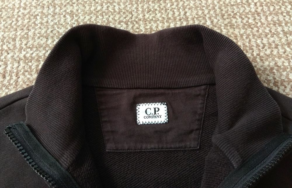 C.P. Company Funnel Watch-viewer Lens кофта світшот оригинал L