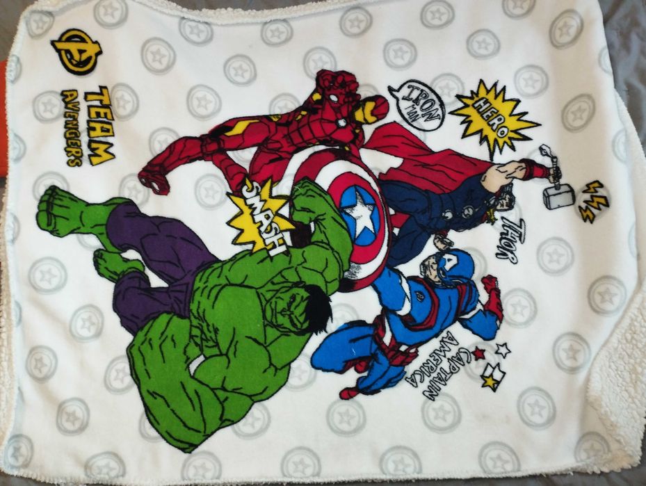 Cała Wielka paczka ubrań dla chłopca 104 110 Marvel