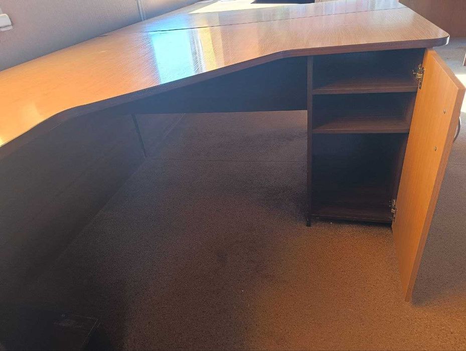 Офісні кутові столи 1500х1500 мм