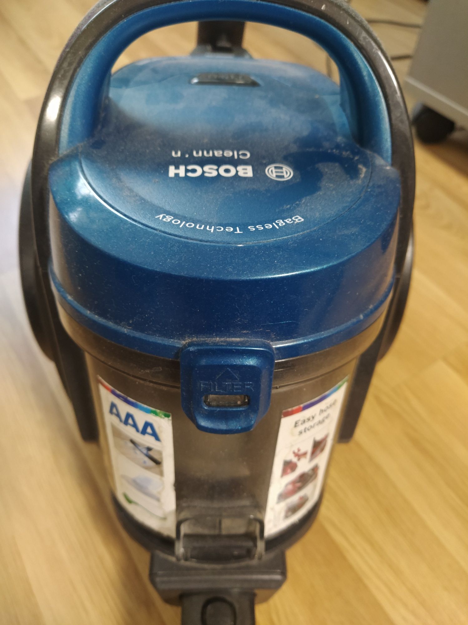 Пилосос Bosch циклонного типу
