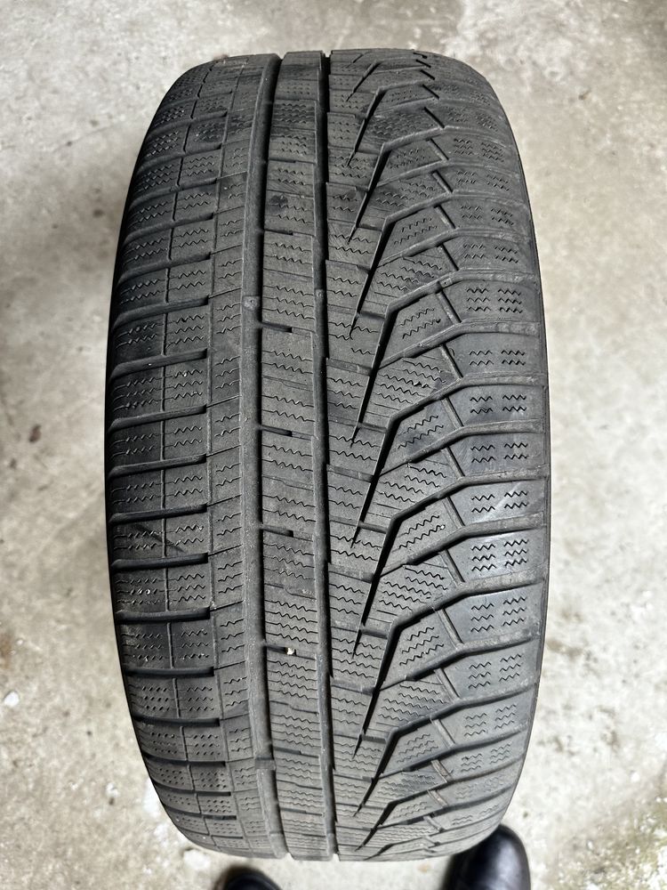 235 45 R19 Hankook evo 2