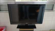 Vende se uma tv  normal
