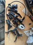 zestaw hamulcy klamek hydraulicznych rowerowych sram guide level avid