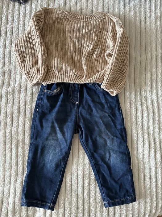 Дитячі речі на дівчинку