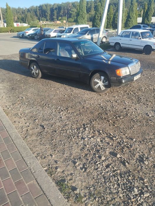 Mercedes Benz W124