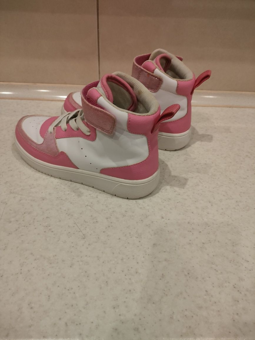 Adidasy dla dziewczynki