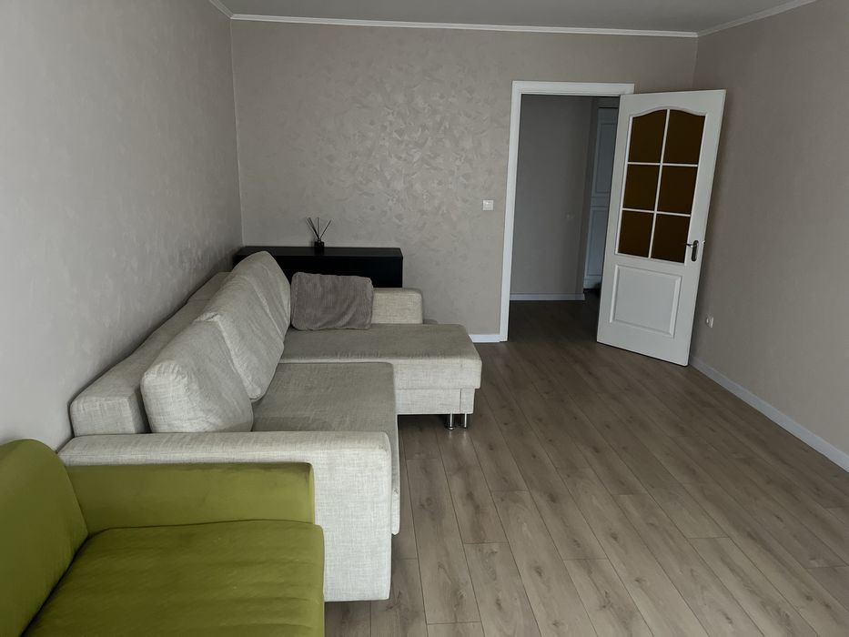 1ка, Дарницька пл., вул.Сосніцька 21, без %.