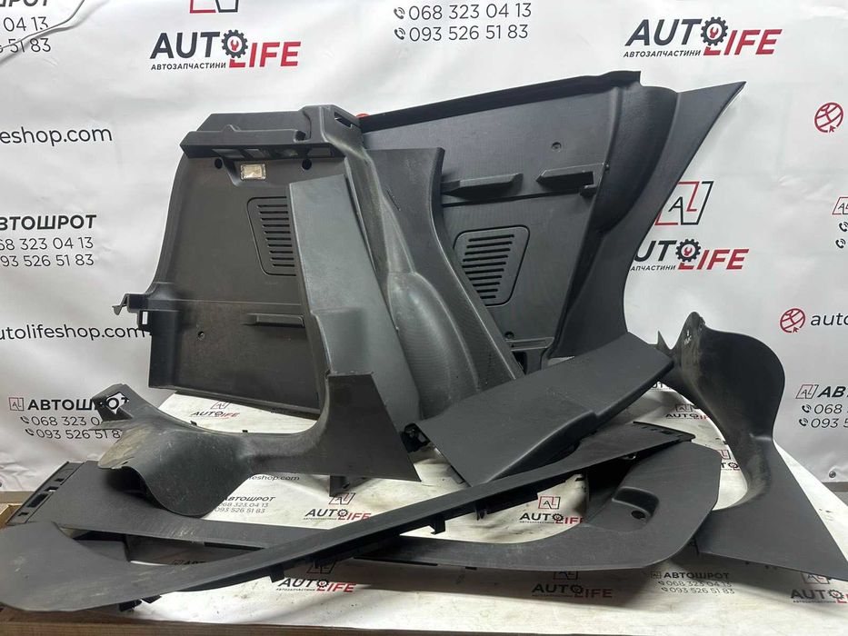 Четвертини передні/задні,підкрилки поріг Renault Capture Рено Каптюр