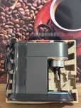 Ekspres kolbowy DELONGHI DEDICA EC 685.BK gwarancja