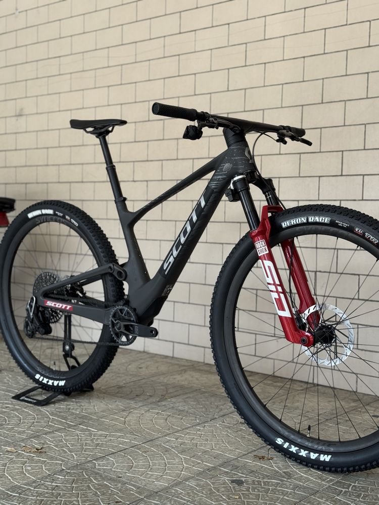 Nova Scott Spark RC WC Carbon black