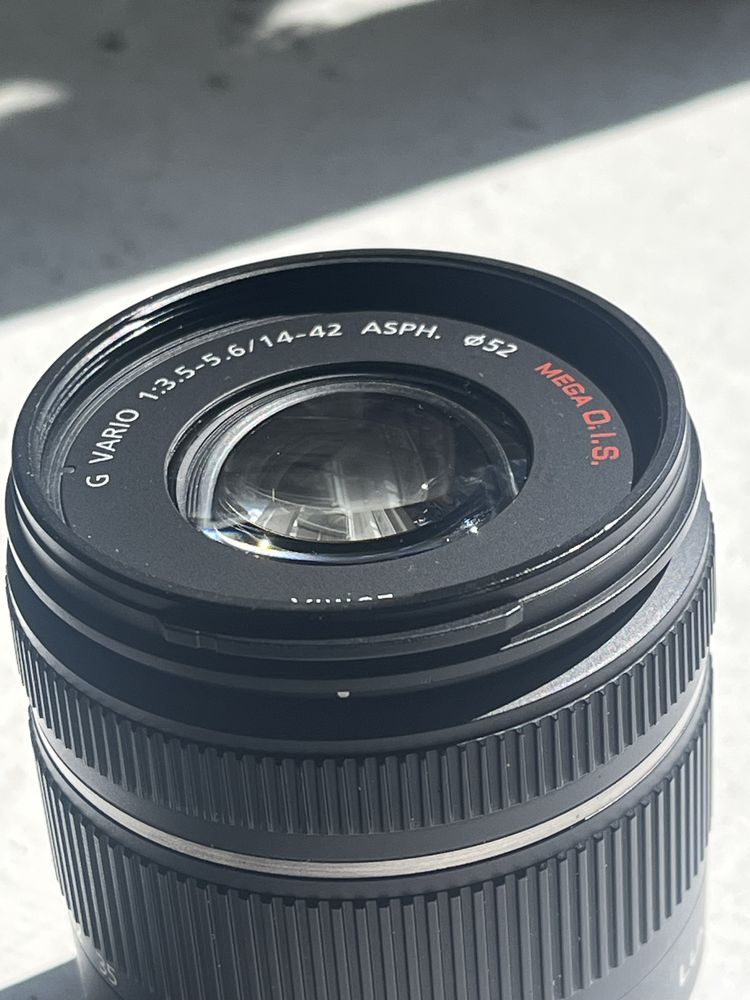 Lumix  g  vario 14-42