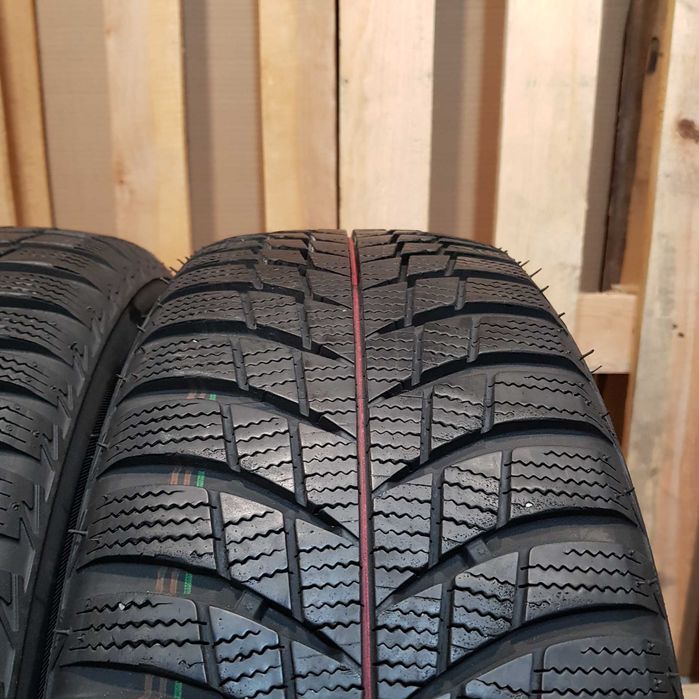 Bridgestone Blizzak LM001 205/60/16 6.7мм Шини Зимові (2шт) з Європи