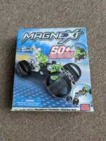 Магнитный конструктор Mega Bloks Magnext 29712 Гоночный автомобиль