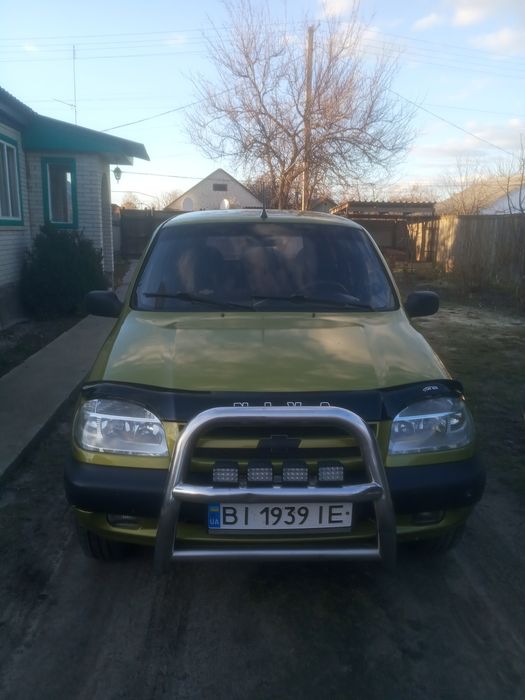 Chevrolet Niva 2004 рік