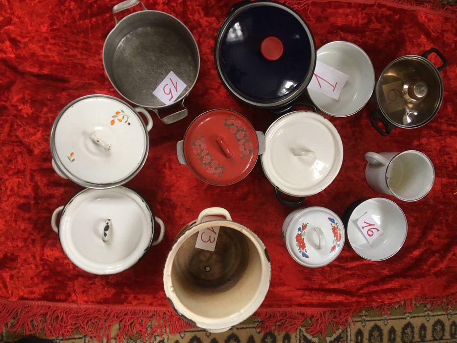 Каструлі  різних ємностей