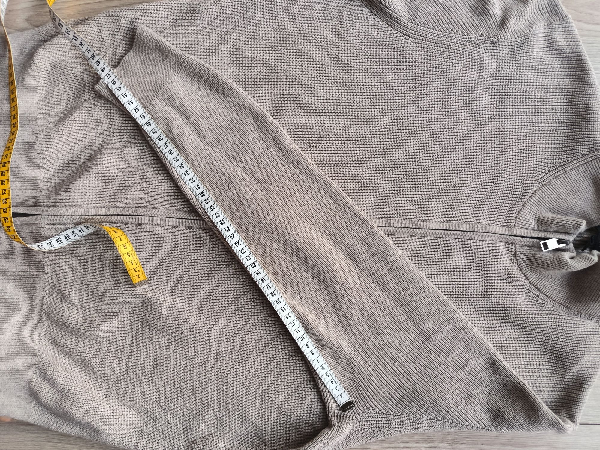 Beżowy kardigan męski H&M rozm. M
