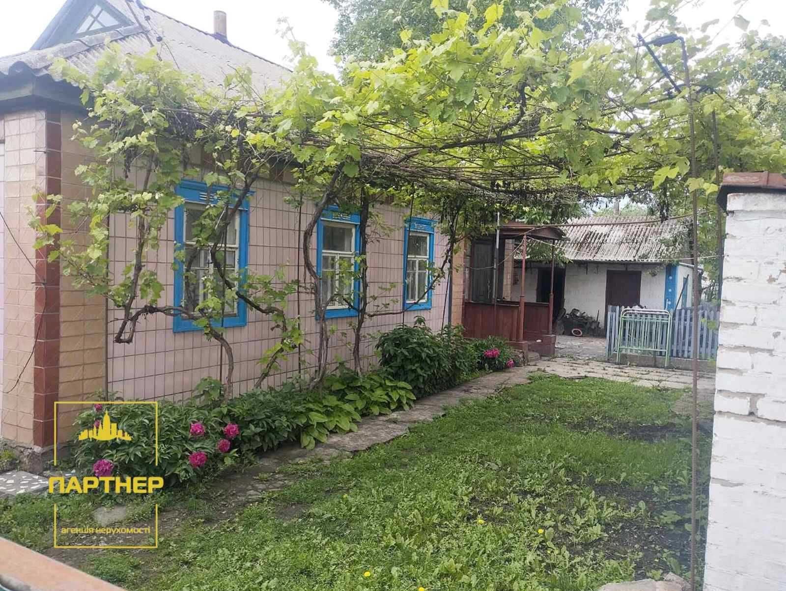 Продам  житловий  будинок  у  Глобине