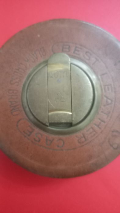 Fita métrica manual.