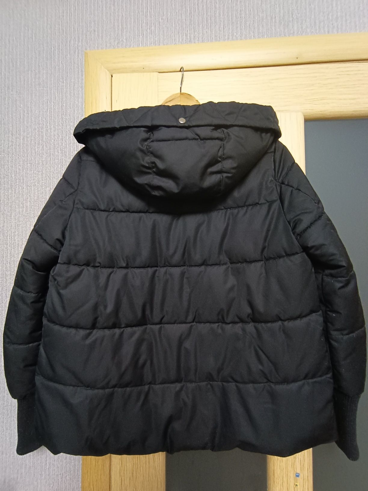 Курточка  Zara весна - осень размер S
