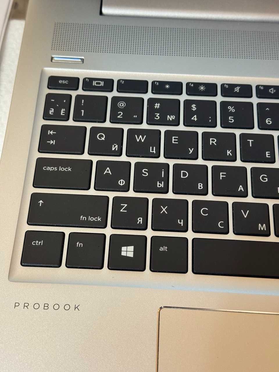 Ноутбук 9 з 10 для роботи чи навчання HP ProBook 450 G6 i7 16 256