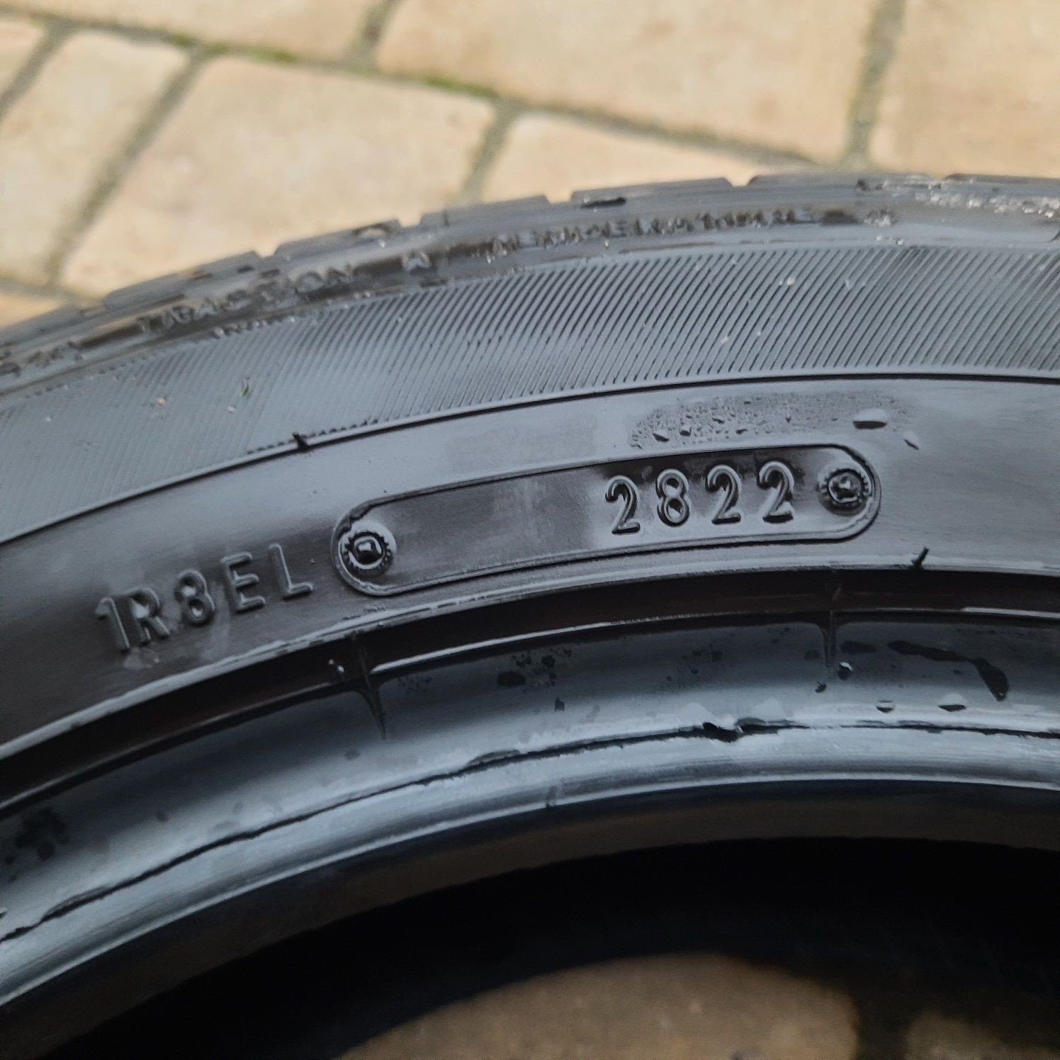 Opony letnie Dunlop 185/60 R16 2022