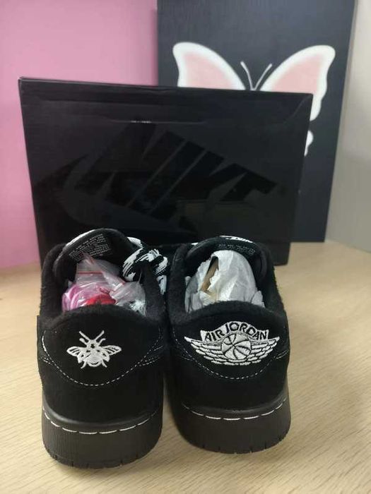 Jordan_1_Retro_Low_OG_SP_Travis_Scott_Black_Phantom Biegania / Rozmiar