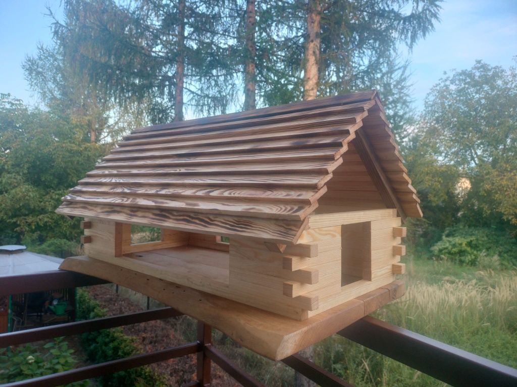 Karmnik dla Ptaków - Domek