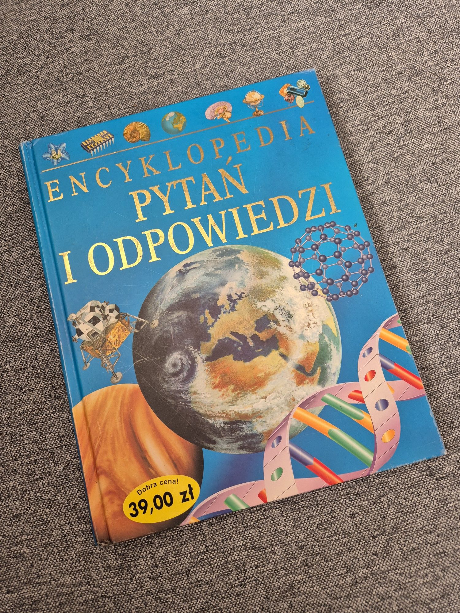 Książka encyklopedia pytań i odpowiedzi