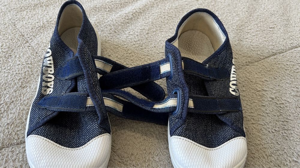 Продам детские тканевые мокасины