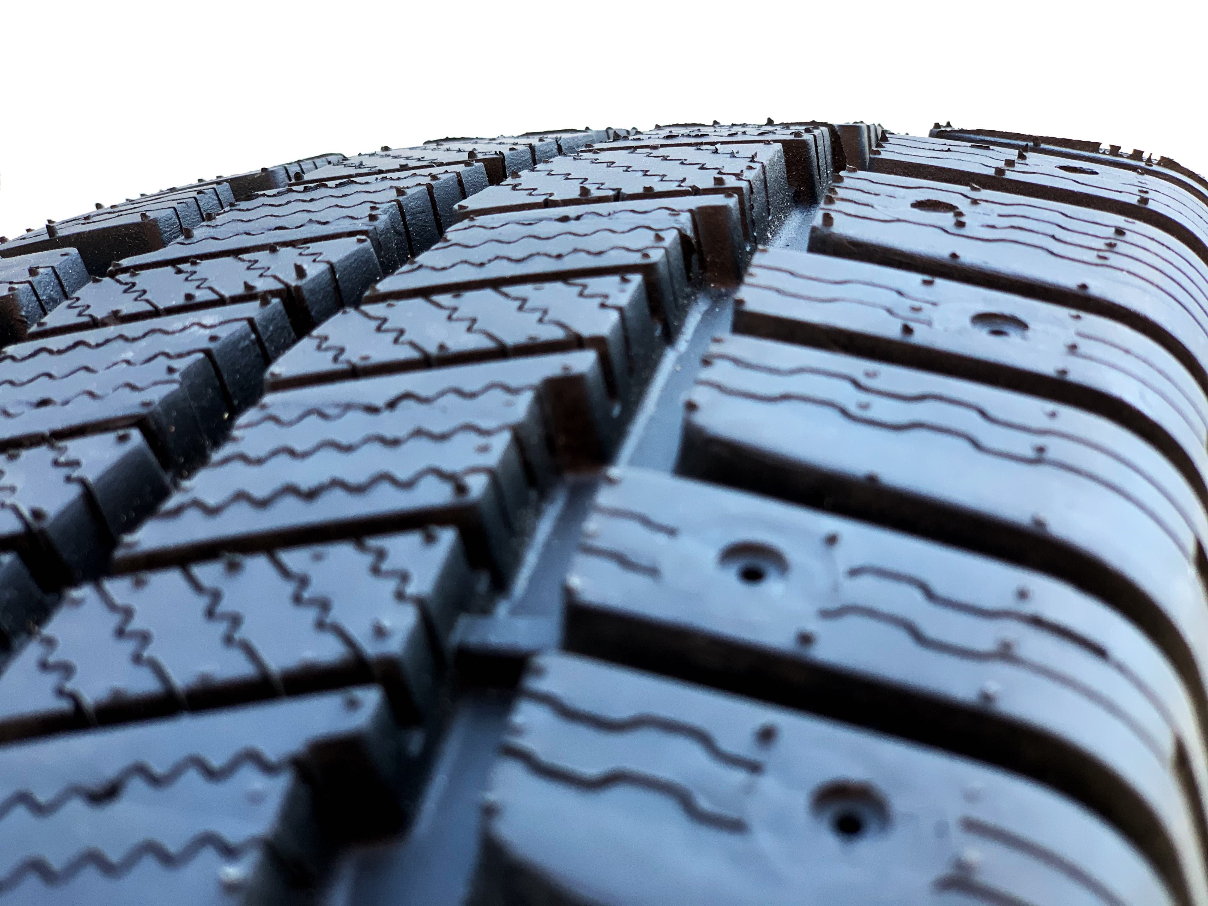 Шини зимові 195/75 R16C 110T резина зимова ALPIN GAL-GUM Poland