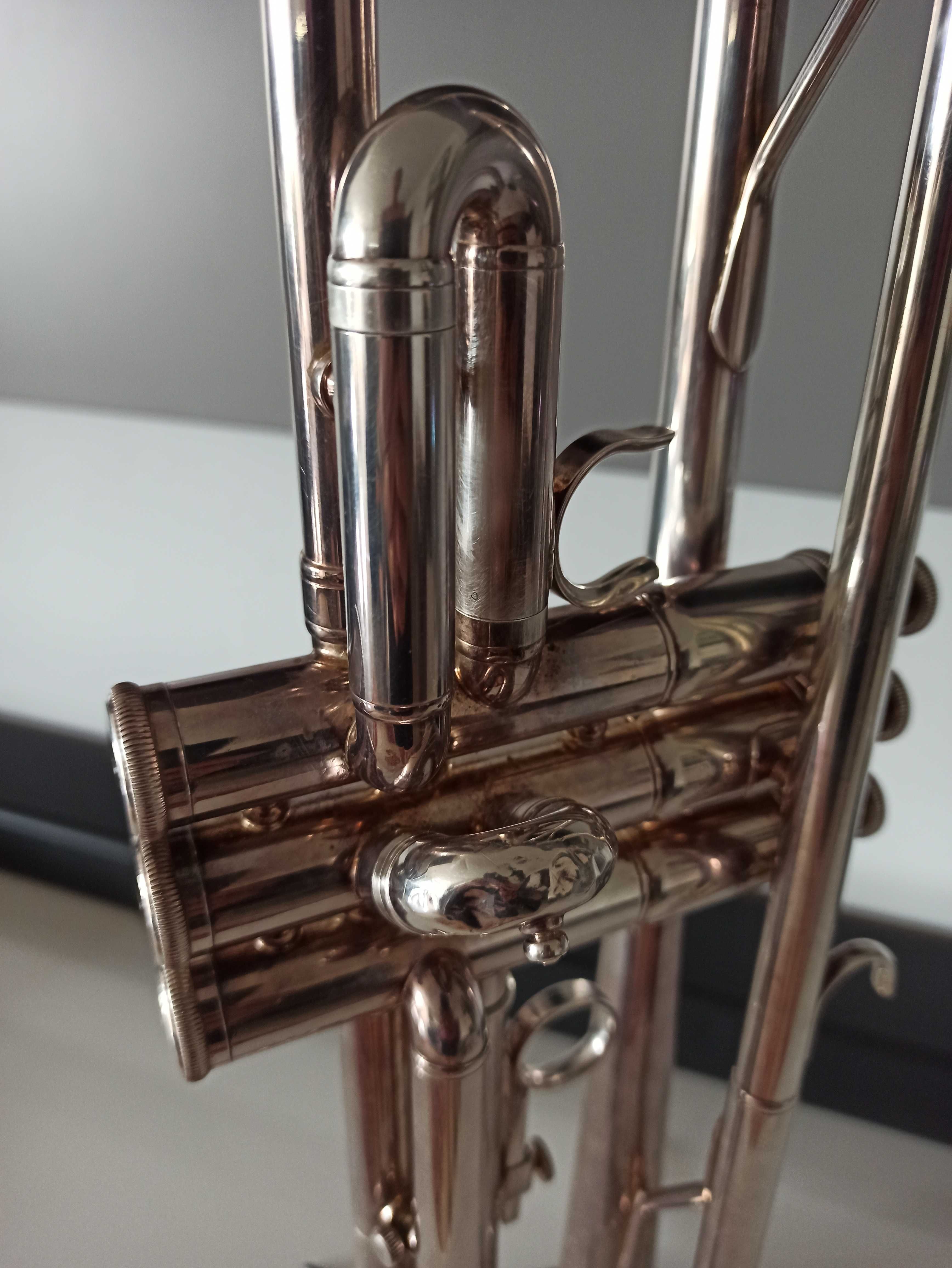 Trompete Yamaha 2330 Sib Prata como novo