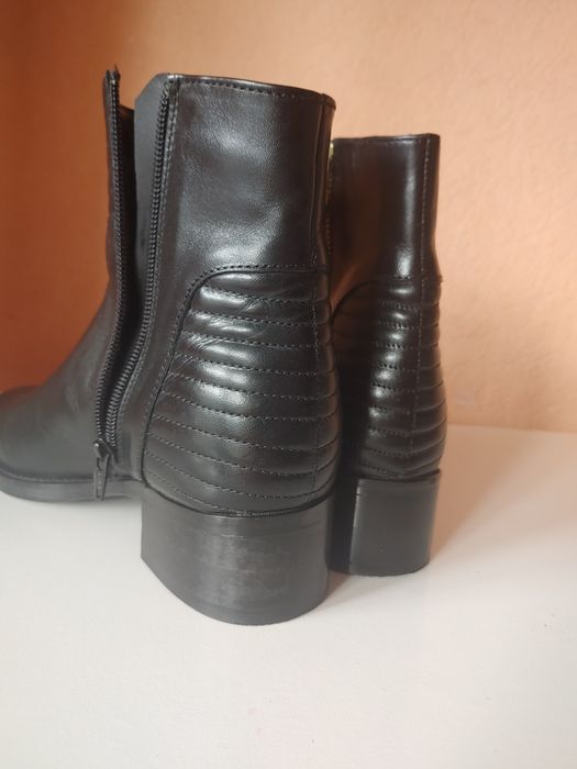 Черевики шкіра 38 ,39