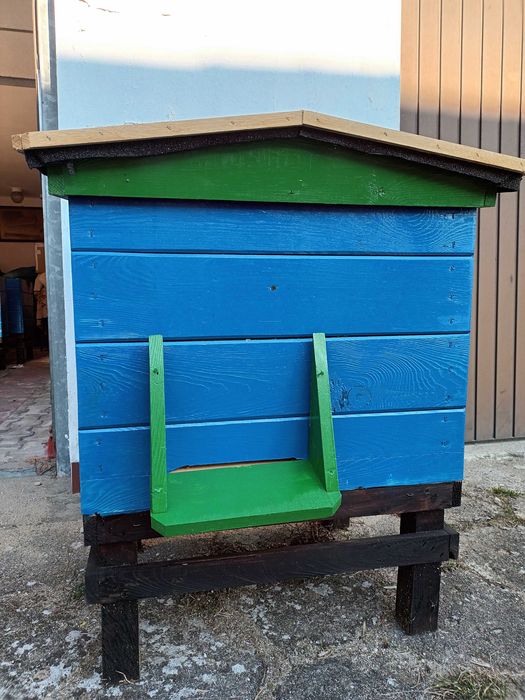 NOWE drewniane pomalowane ULE wielkopolskie ze STOJAKIEM i NADSTAWKĄ