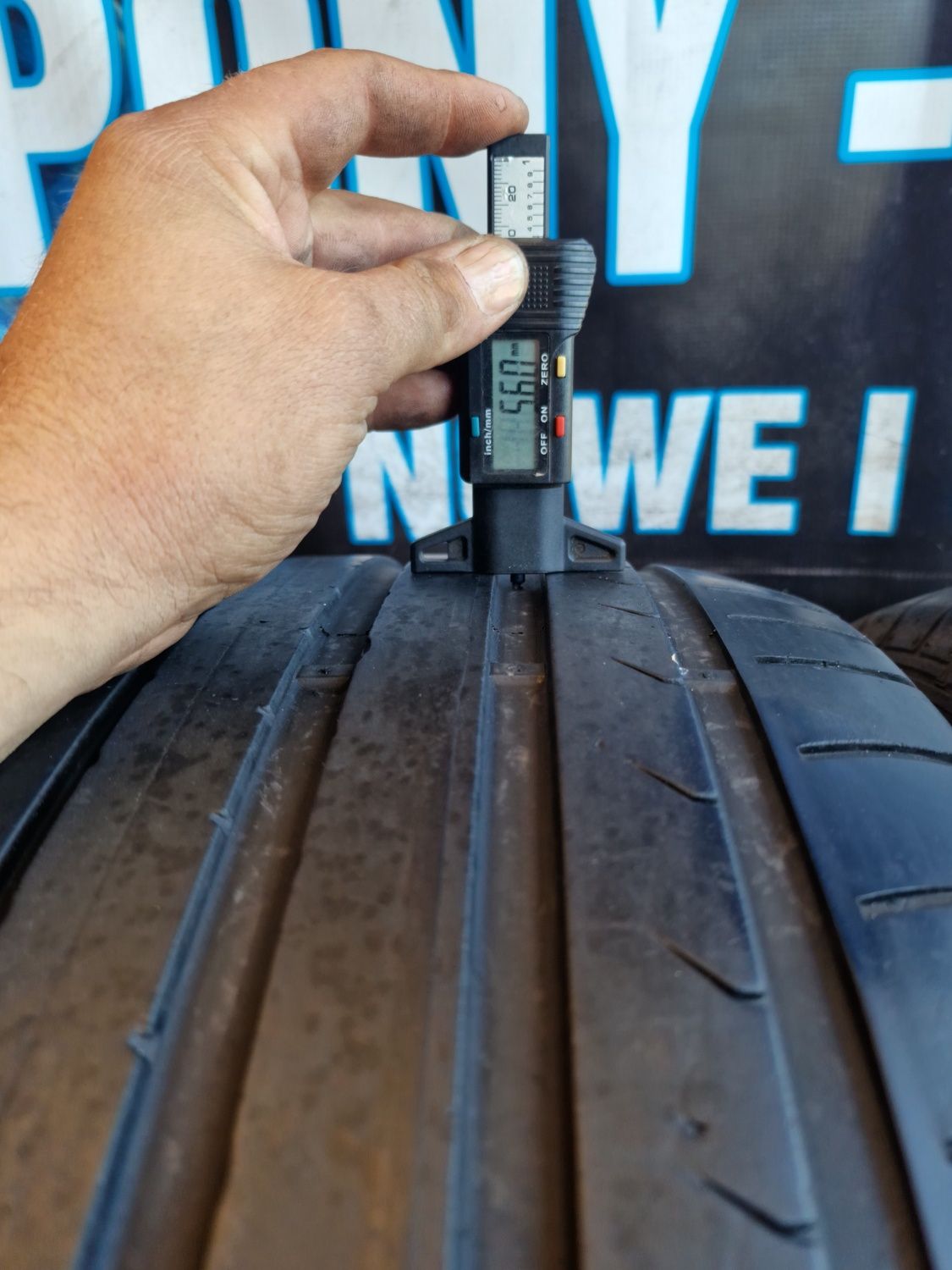 Opony letnie 245/50/18 Dunlop Ranflat Para