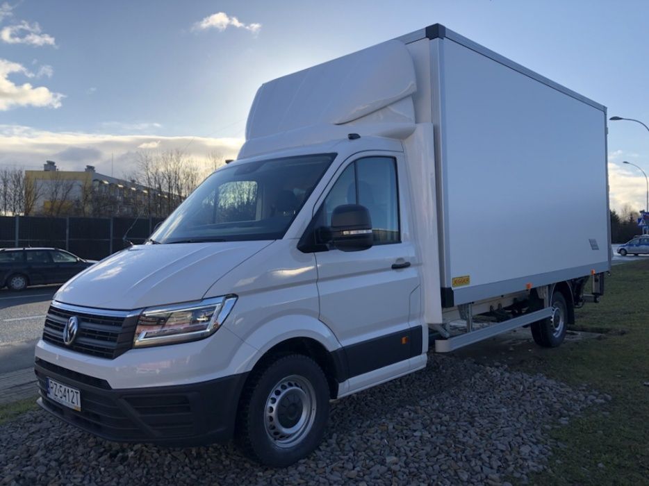 Wynajem Kontener z windą Nowy Crafter  2.0 tdi , 8ep