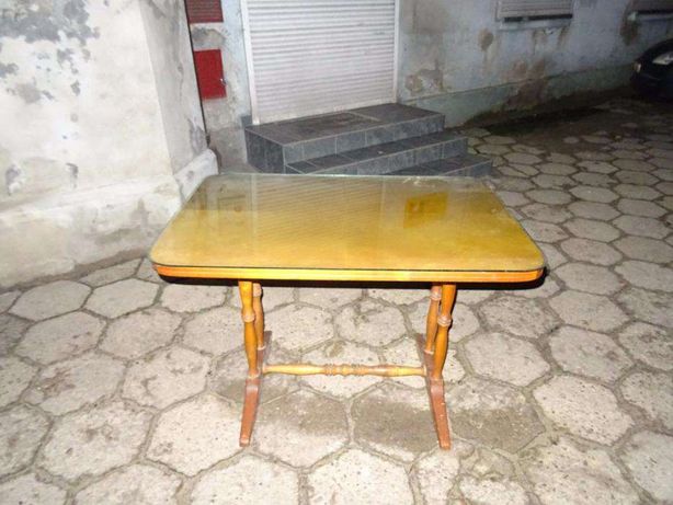 Stary stół Prl antyk z szybą