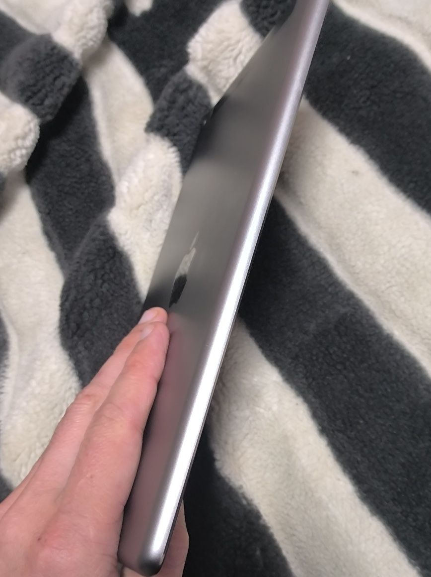 Apple A1475 iPad Air Wi-Fi 4G