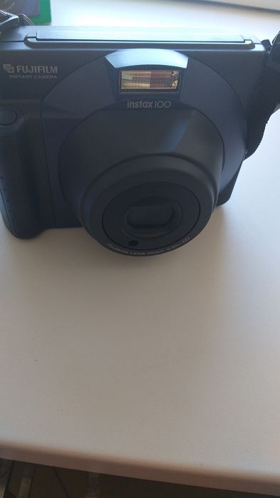 Maquina fotográfica Fujifilm 30xZoom Optico