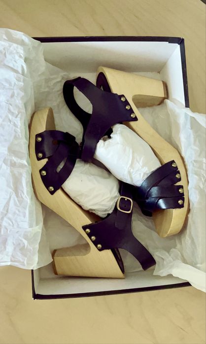 Sandálias Massimo Dutti