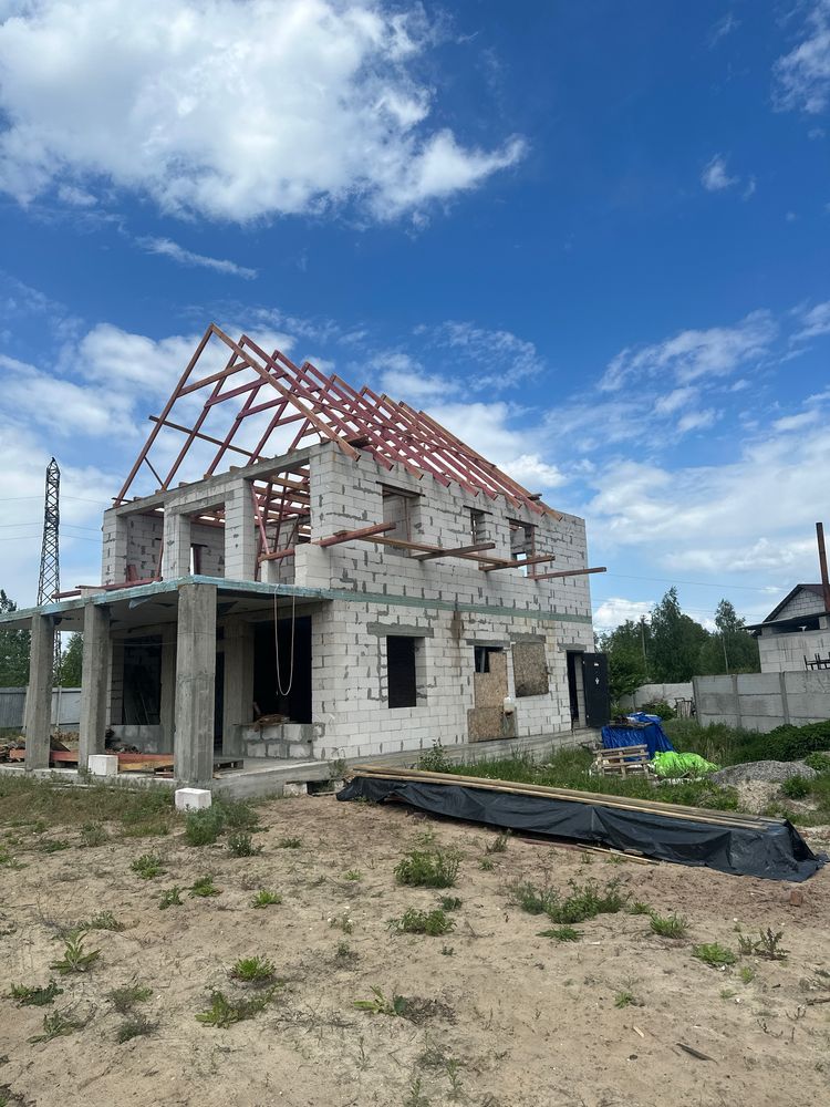 Бригада Кровельщиків  монтаж мякої кровлі, металочерепиці, профнастіл