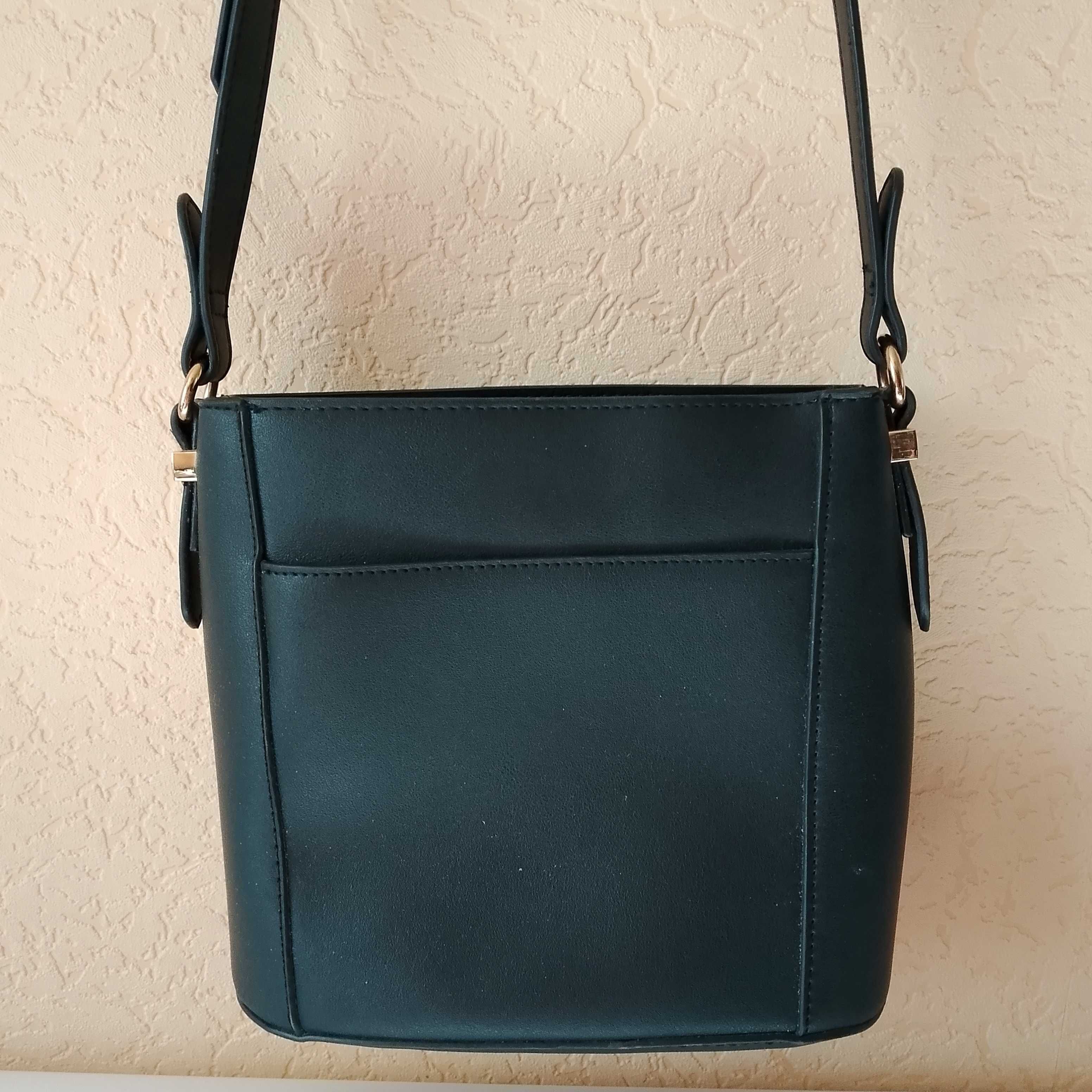Сумка Accessorize чёрная через плечо