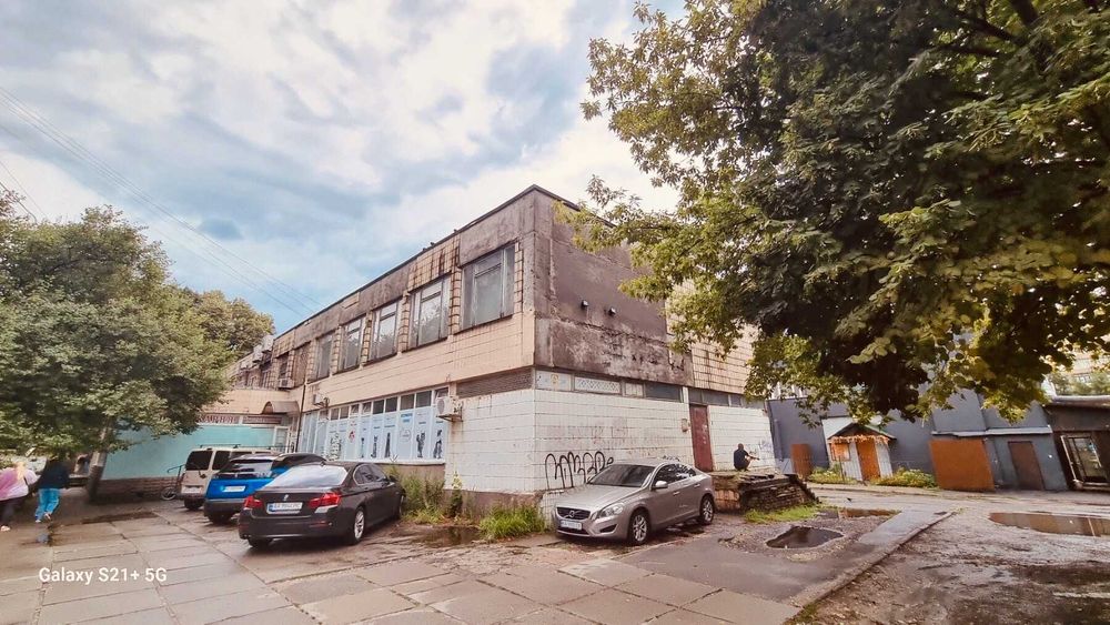 Продам нежилое помещение 117 кв.м на ул.Якуба Коласа 8 Б