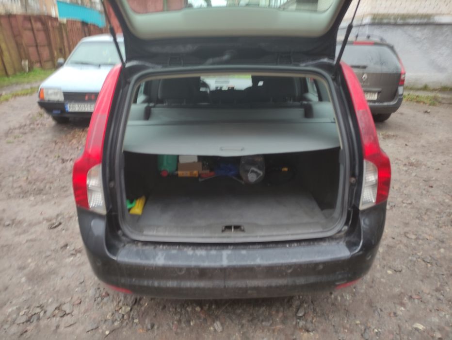 Volvo v50 2009рік