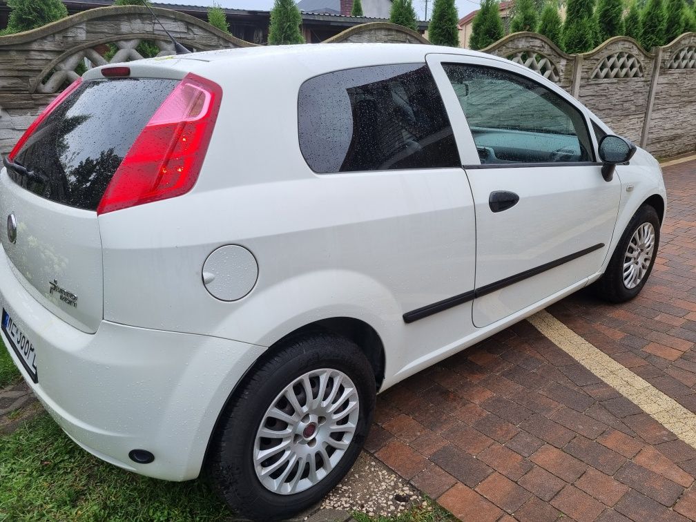 Fiat Punto Van Vat-1