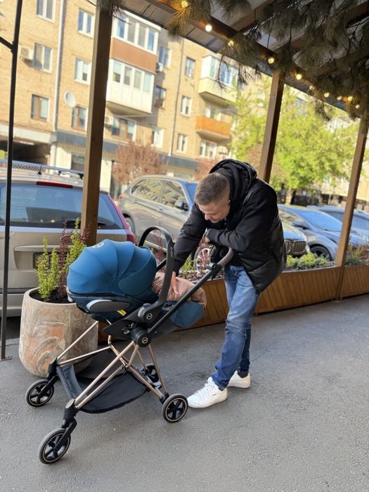 Автокресло Cybex
