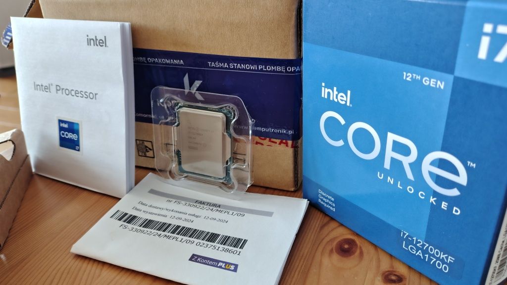 Intel i7 12700KF gwarancja ponad 2 lata
