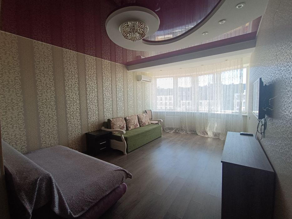 Иванова 20, Сдам посуточно 2 ком. Квартиру (с