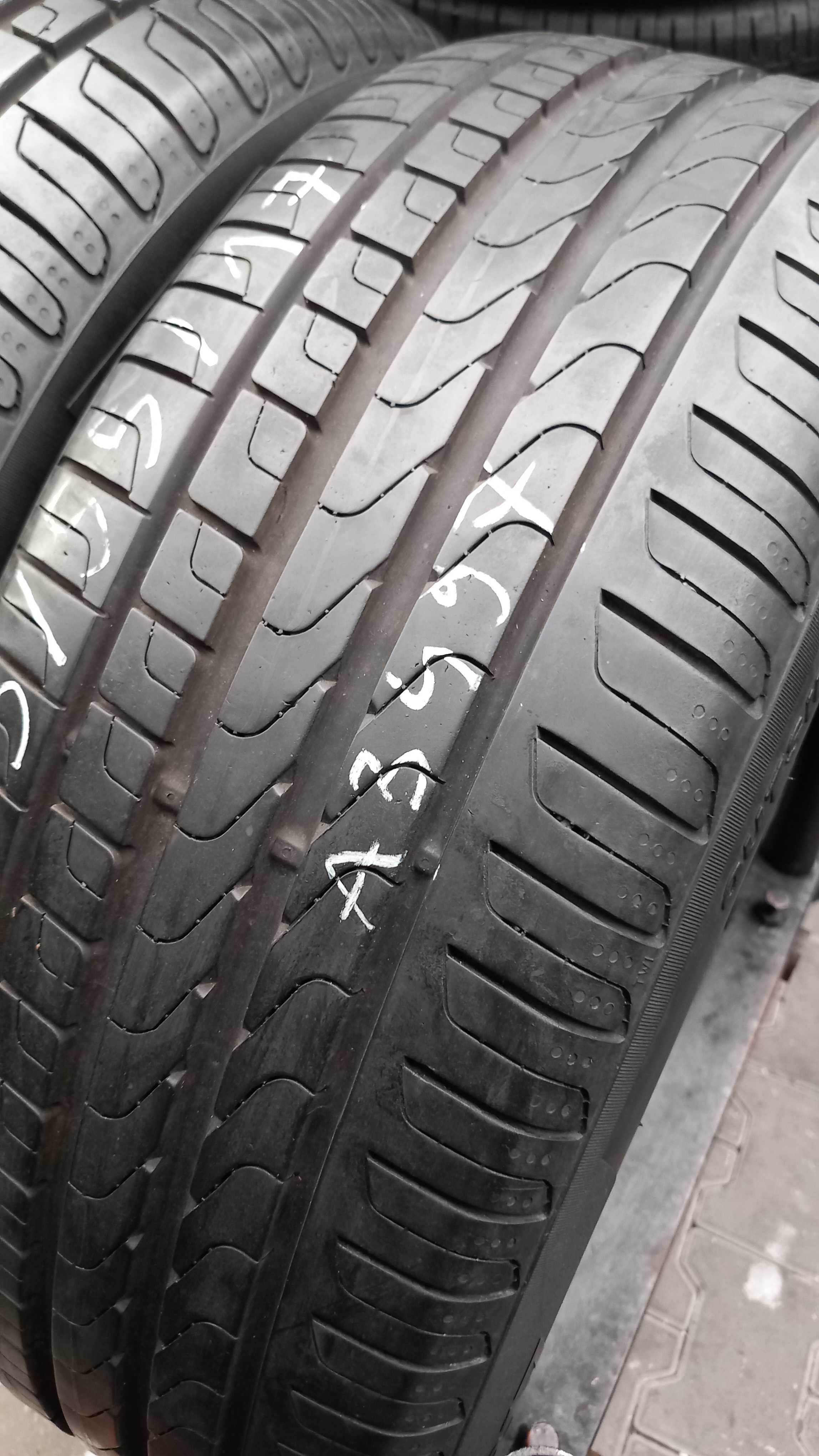 215/55/17 Pirelli Cinturato P7 94V