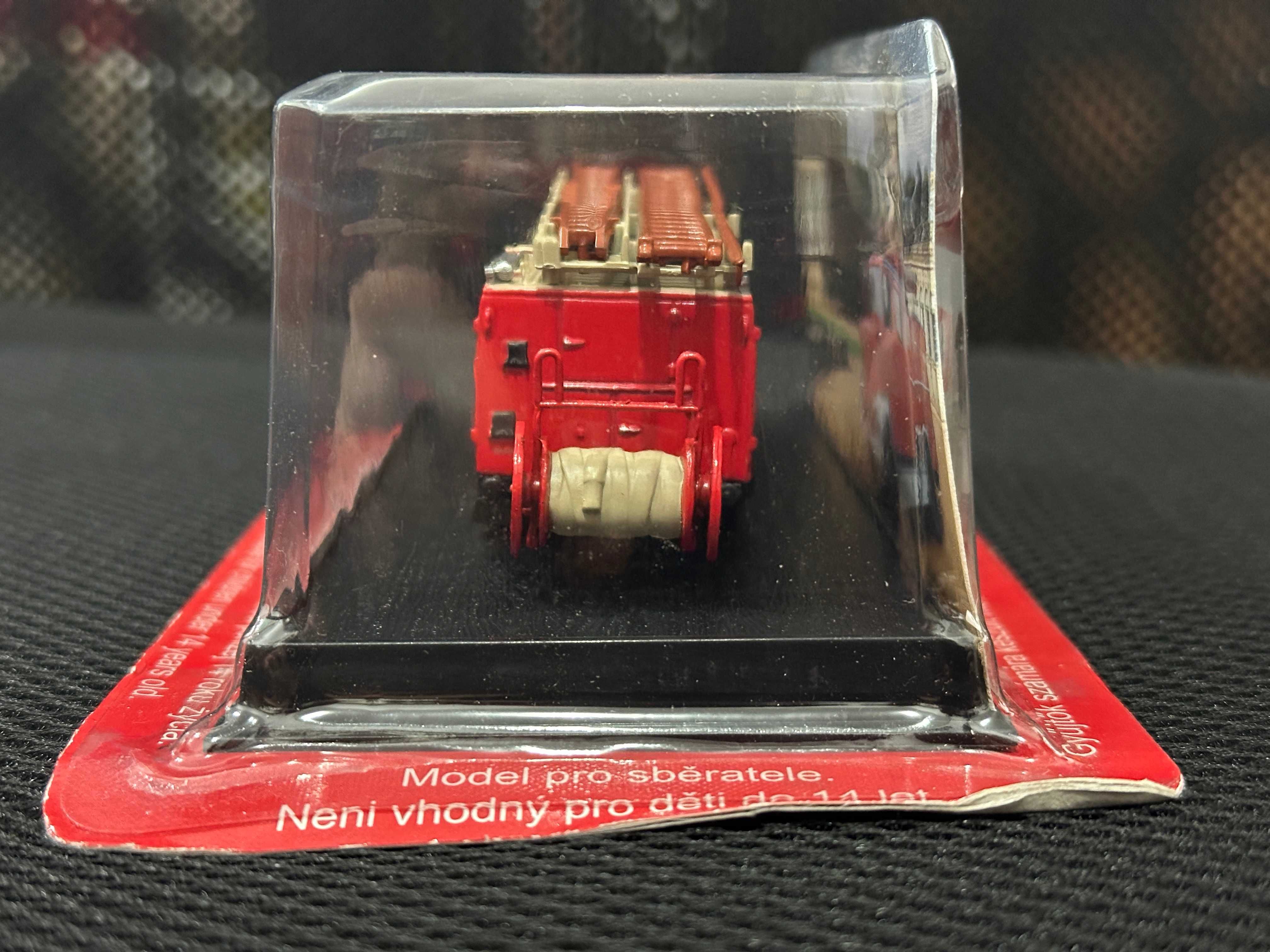 WOZY STRAŻACKIE Magirus Deutz S 3000 SLG NAZI 1941 1:64 AMERCOM Straż